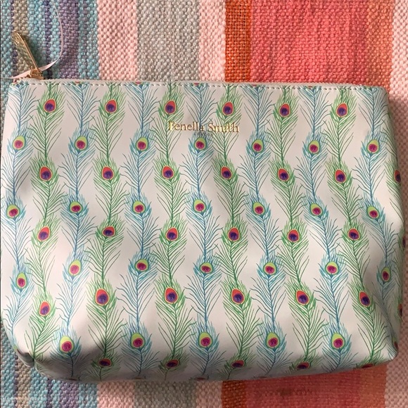 Peacock Print Make-Up Bag - Picture 1 of 6